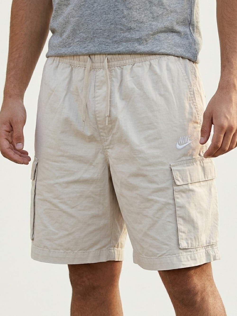 Nike Club Woven Men's Large Cargo Shorts in Beige
